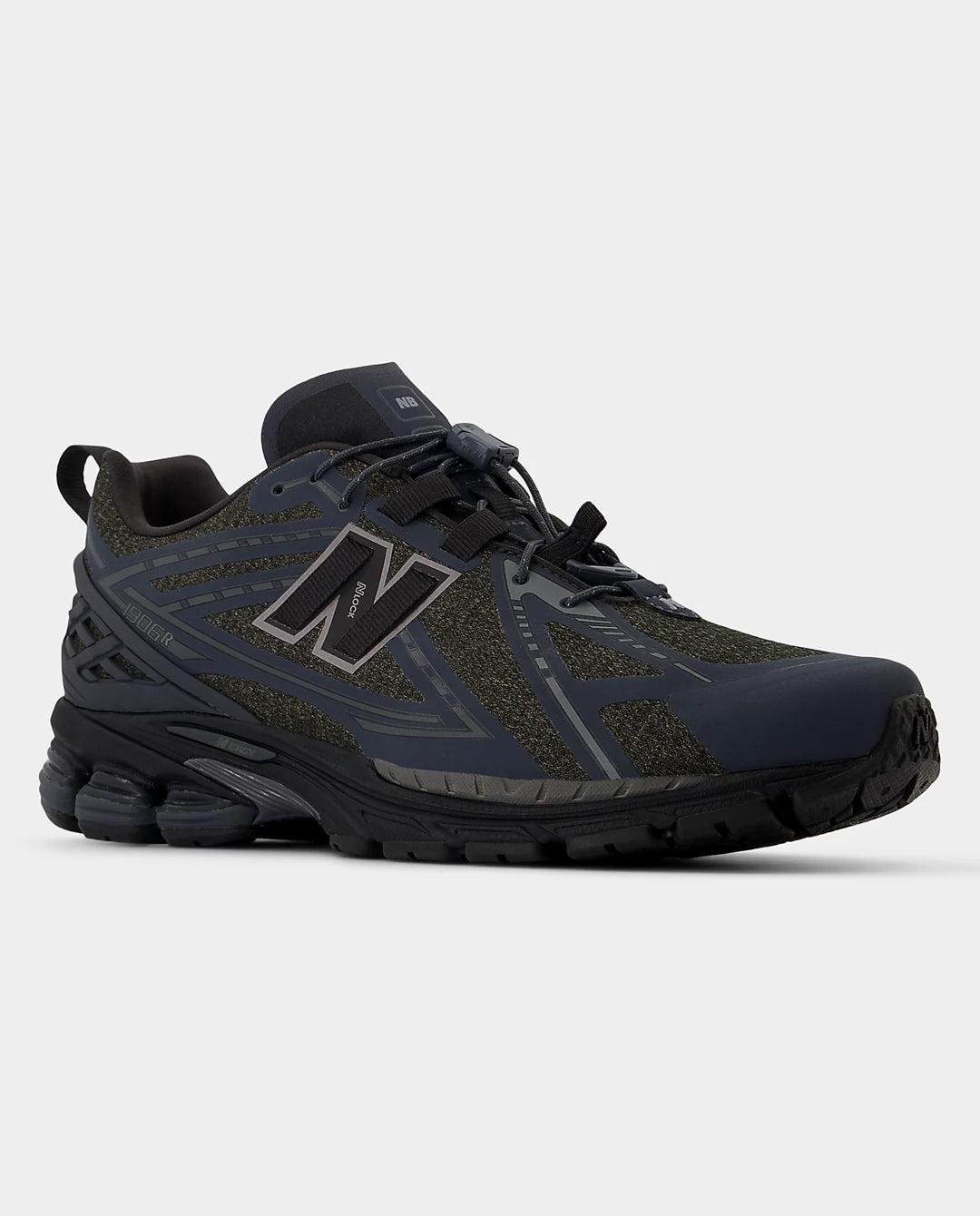 New Balance 1906R Shoe in Black | FallenFront NZ | Afterpay