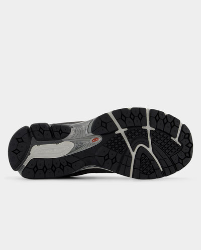 New Balance - 2002RA Shoe - Black Cement/Black/Slate Grey Shoes New Balance