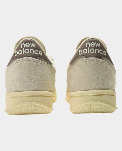 New Balance - T500 Shoe - Bisque/Linen Shoes New Balance