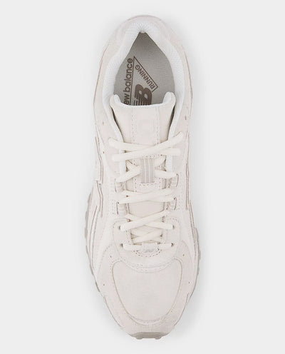 New Balance 204LMMC Shoe - Timberwolf/Linen Shoes New Balance