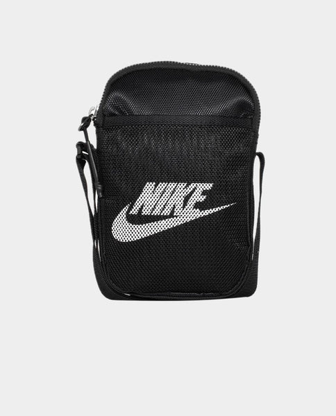 nike front body bag