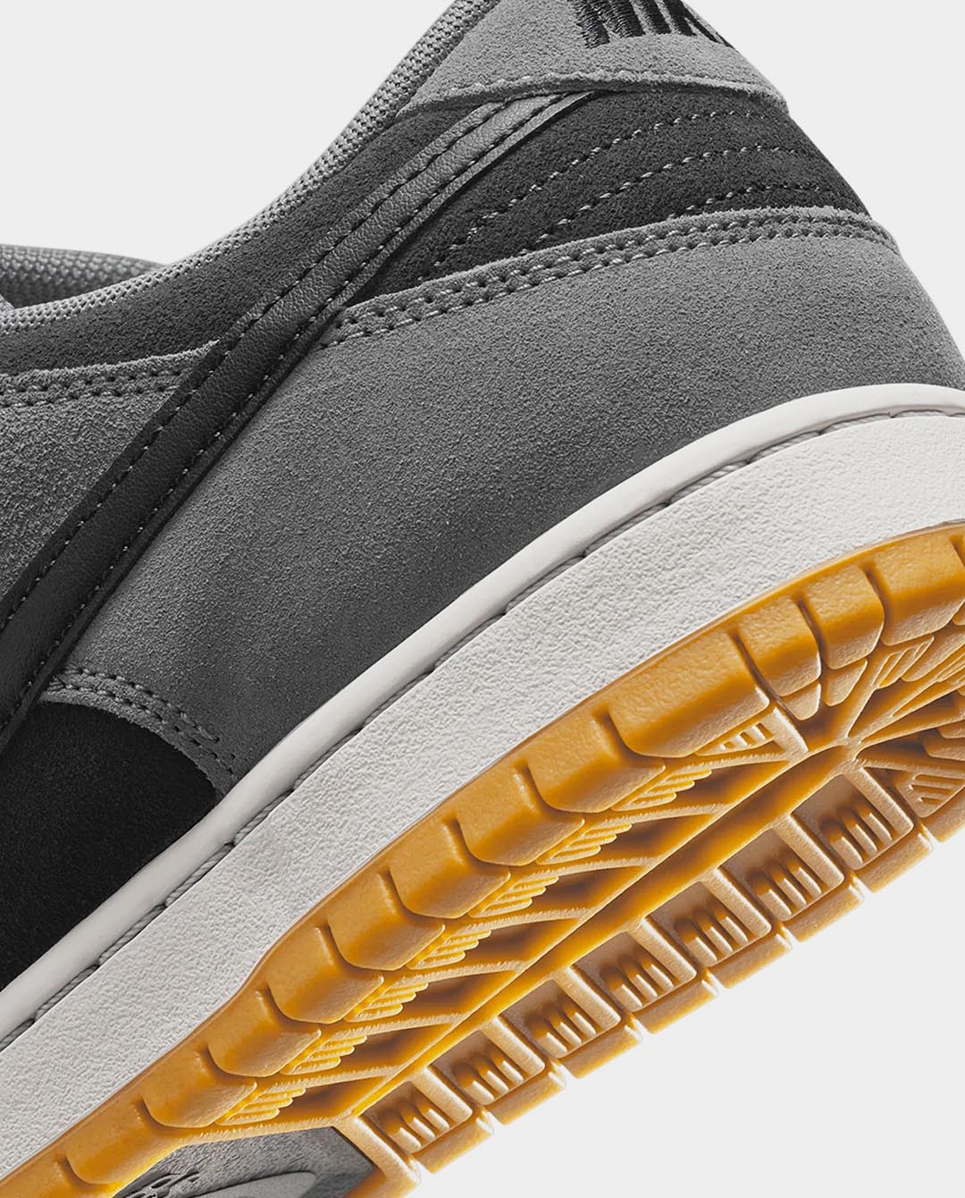 Nike SB - Dunk Low Pro Shoe - Dark Smoke Grey Shoes Nike