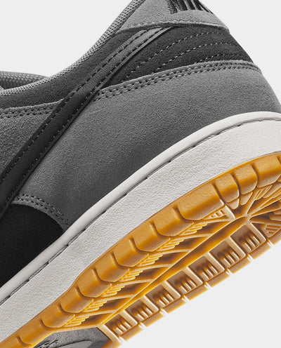 Nike SB - Dunk Low Pro Shoe - Dark Smoke Grey Shoes Nike