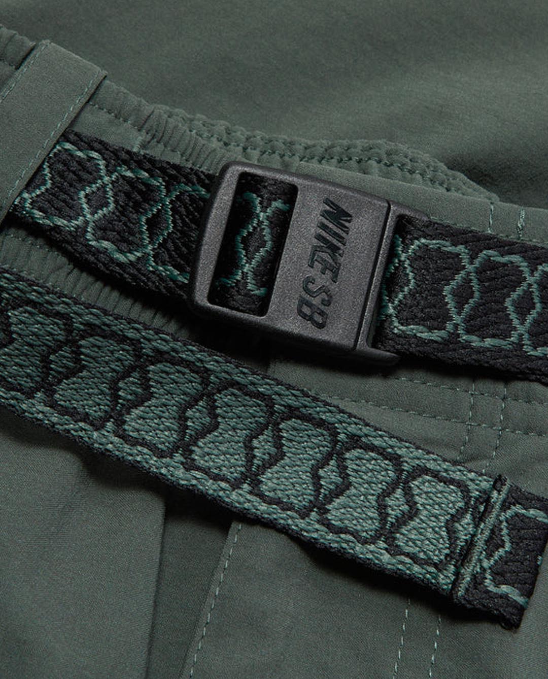 Nike SB - Kearny Cargo Skate Pants - Vintage Green/White Pants Nike