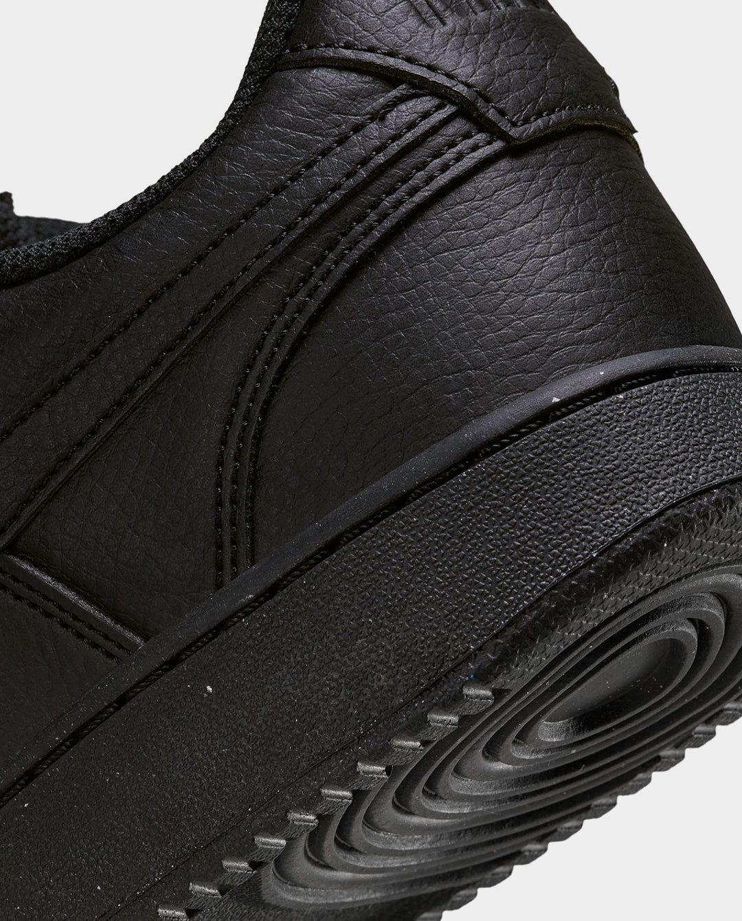 Nike - Court Vision Low Shoe - Black Shoes Nike