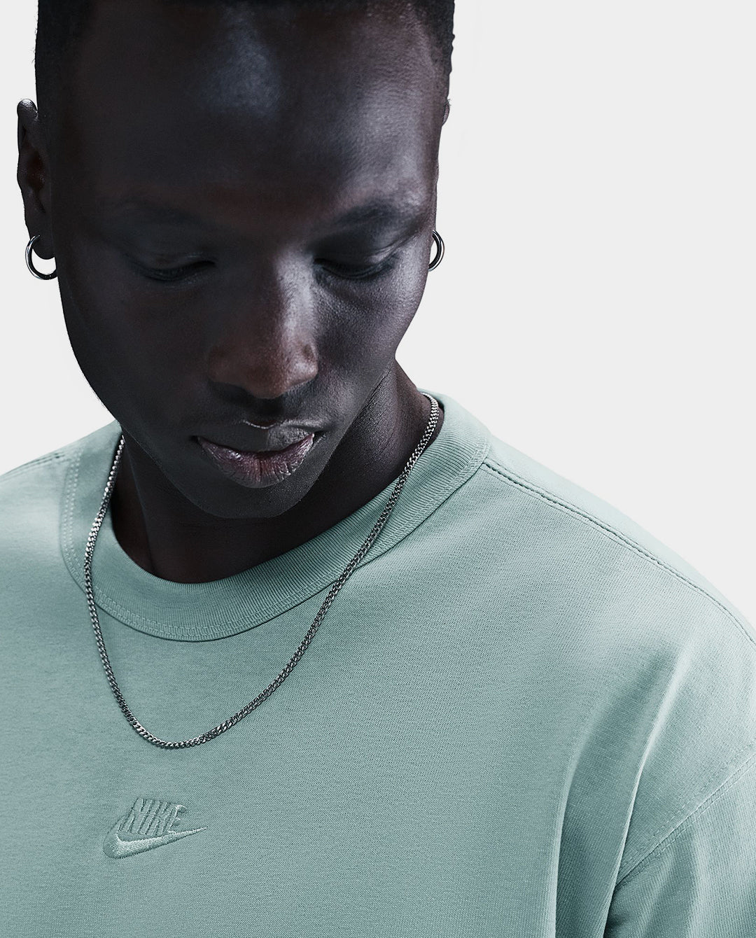 Nike - Premium Essentials T-Shirt - Cannon T-Shirts Nike