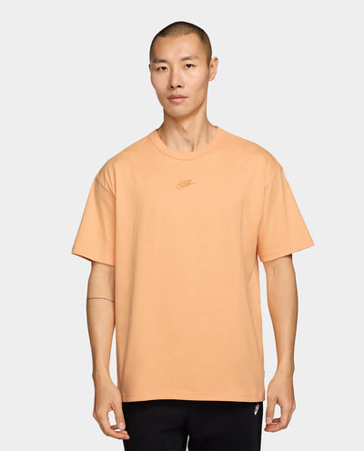 Nike - Premium Essentials T-Shirt - Orange Chalk T-Shirts Nike