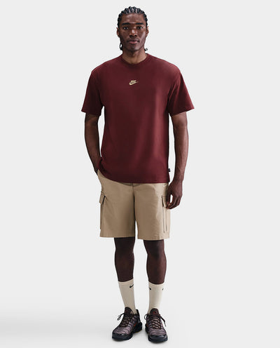 Nike - Premium Essentials T-Shirt - Red T-Shirts Nike