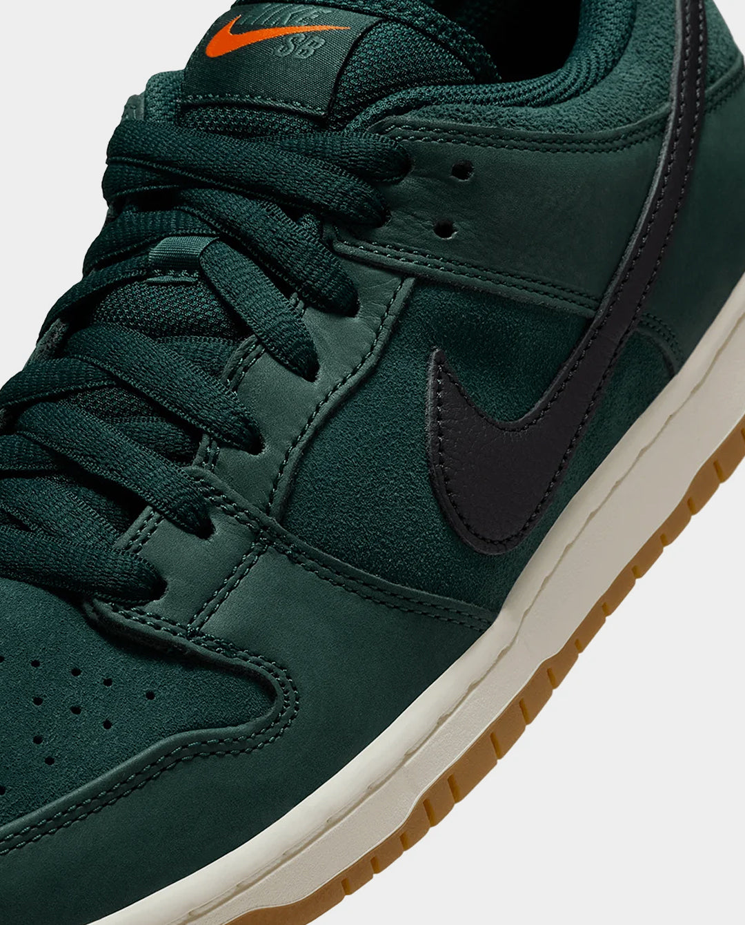 Nike SB - Dunk Low Pro Shoe - Deep Fir Shoes Nike
