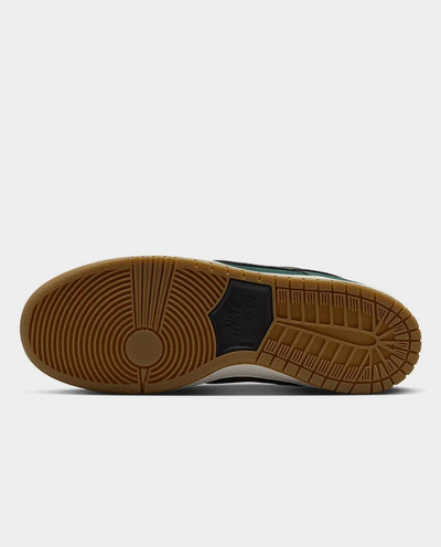 Nike SB - Dunk Low Pro Shoe - Deep Fir Shoes Nike