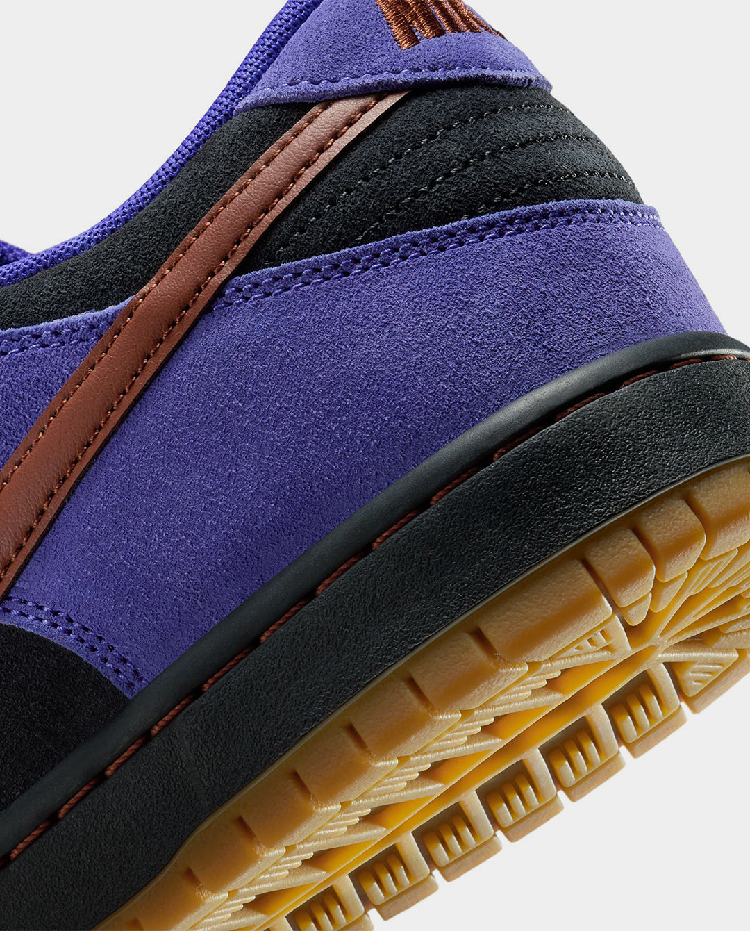 Nike SB - Dunk Low Pro Shoe - Persian Violet/Cinnamon/Off Noir Shoes Nike