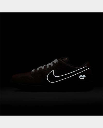 Nike x Limosine - Dunk Low Pro Shoe - Dark Pony Shoes Nike