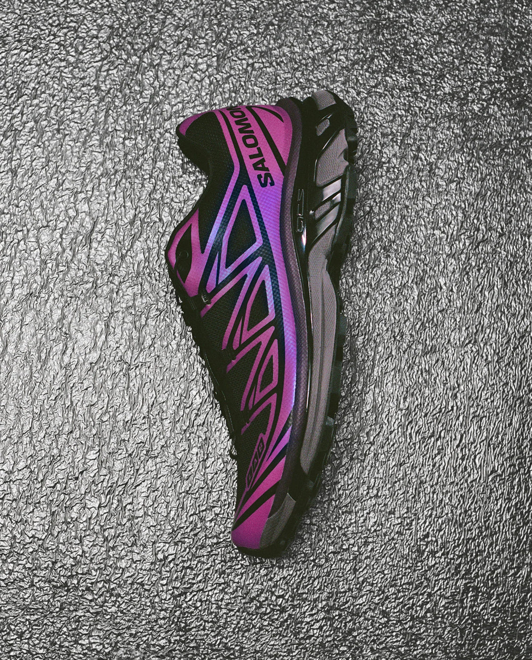 Salomon - XT-6 Iridescent Shoe - Black/Hollyhock/Plum Perfect Salomon