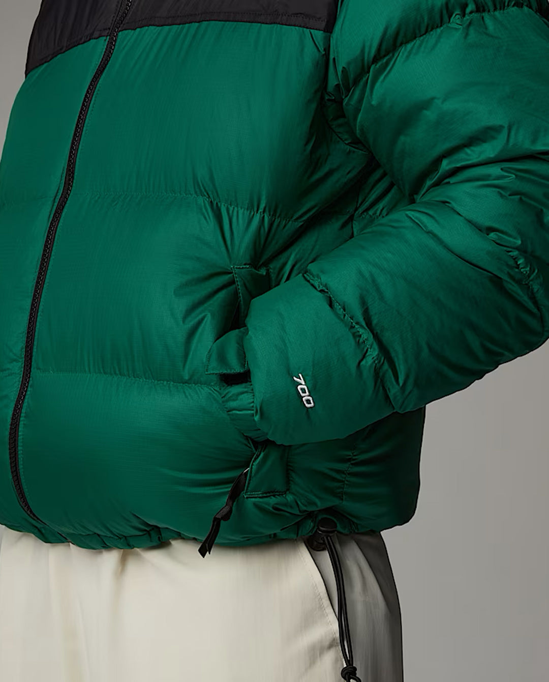The North Face - Women’s 1996 Retro Nuptse Jacket - Evergreen Jackets The North Face
