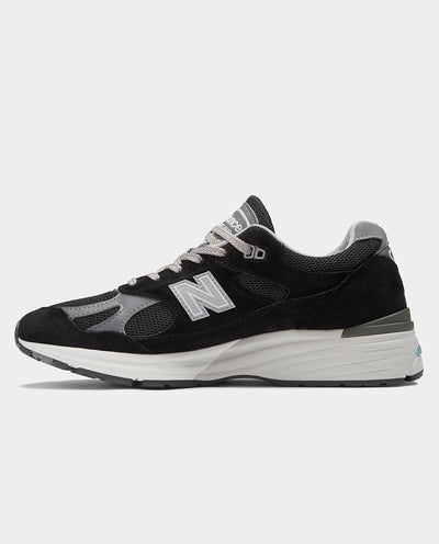 New Balance - Made in UK 991v2 Shoe - Black Shoes New Balance   