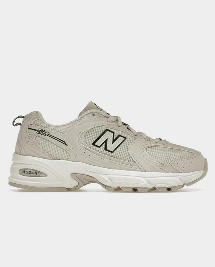 New Balance MR530SH in Moonbeam / Sea Salt | FallenFront