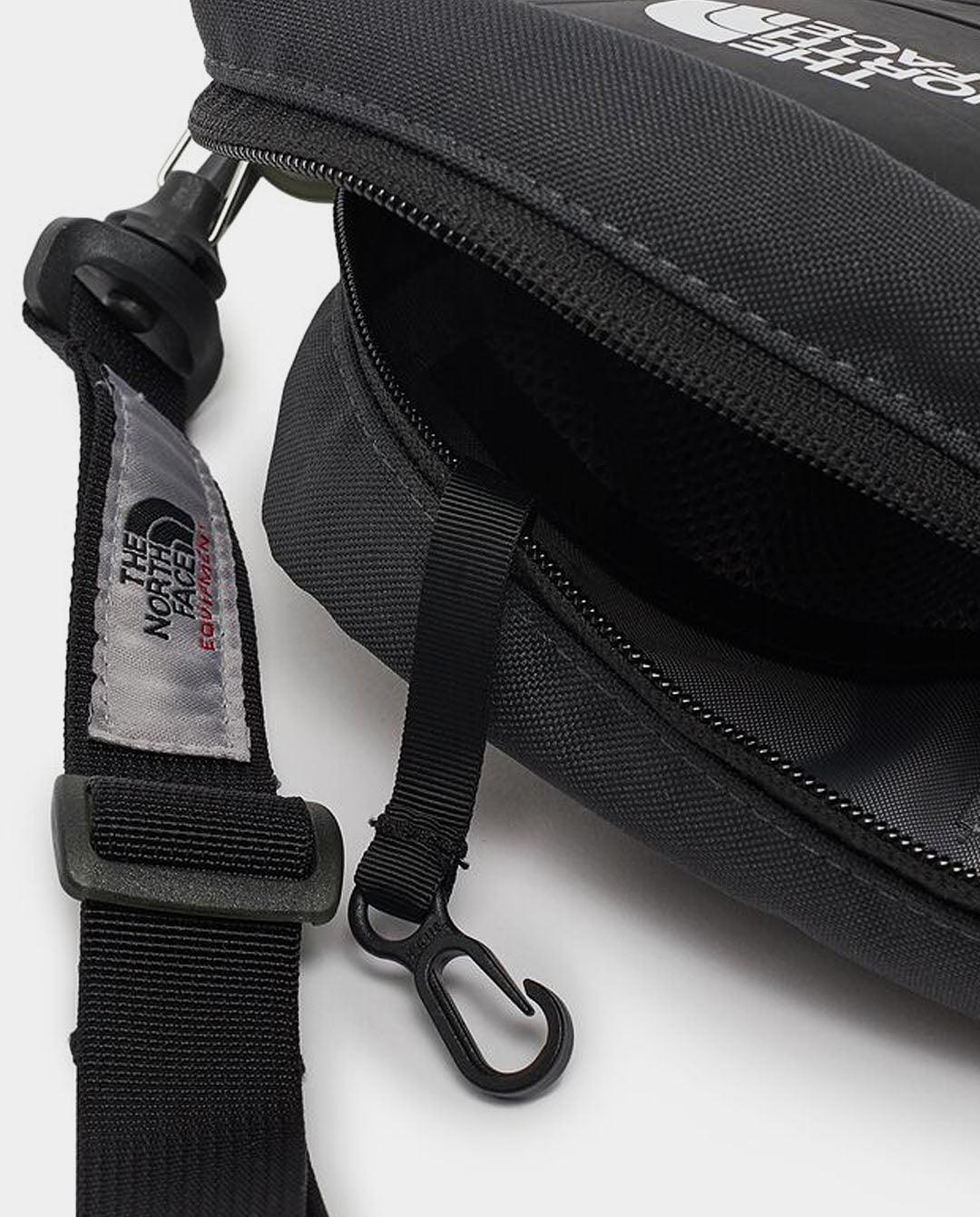 The North Face - Y2K Shoulder Bag - Black/Asphalt Grey Bags The North Face   